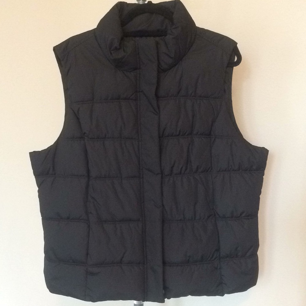 NWOT Puffer Vest